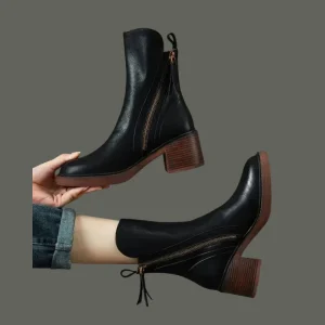 Bottines en cuir pour femmes