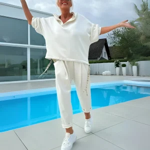 Ensemble deux pièces pour femme avec capuche – Doux & élégant