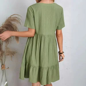 Robe fluide flatteuse pour le ventre