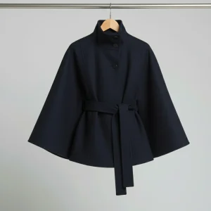 Manteau court à ceinture