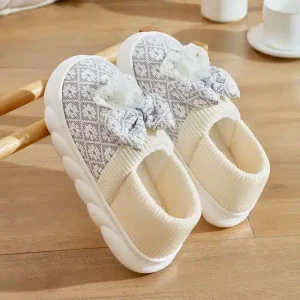 Pantoufles Fermées Avec Noeud