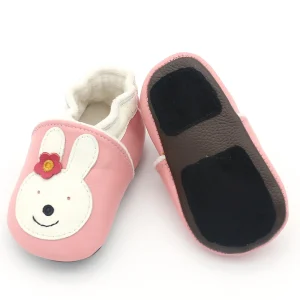 Chausson lapin rose mignon en cuir pour bébé