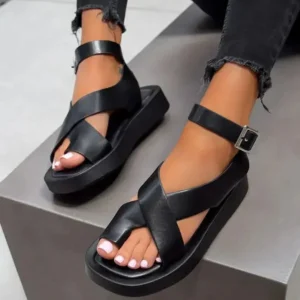 Sandales à lanières croisées