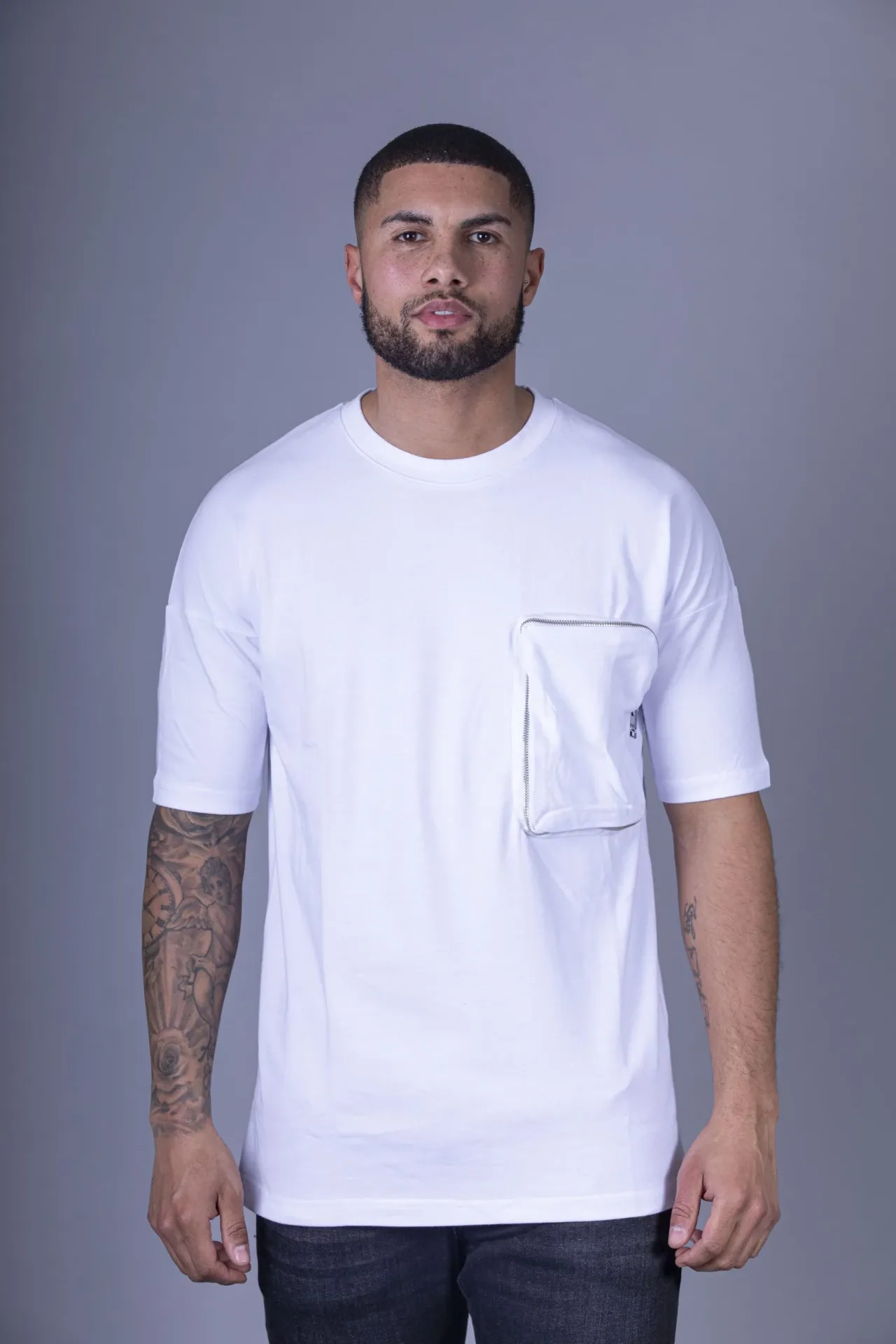 T-shirt type cargo blanc