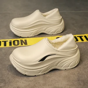 Chaussons rigolos homme chauds d’hiver cocooning blancs