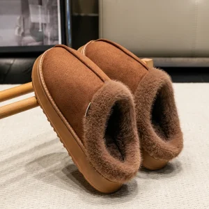 Chaussons chauds homme cuir élégant Cafés