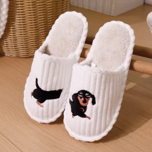 Chaussons Teckel Côtelés – fourrés blancs