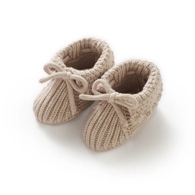 Chaussons bébé en laine artisanat fait main