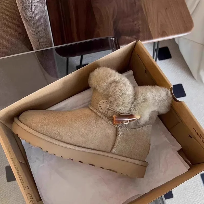 Chaussons femme bottillons fourrés suédine et fausse fourrure – Image 4