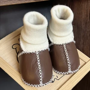 Chaussons bébé cuir marron