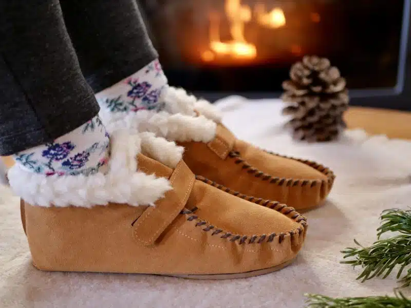 PANTOUFLES MOCASSIN ADULTES MIXTES EN CUIR FOURRÉES 100 % LAINE DE MOUTON – ARTISAN – Image 2