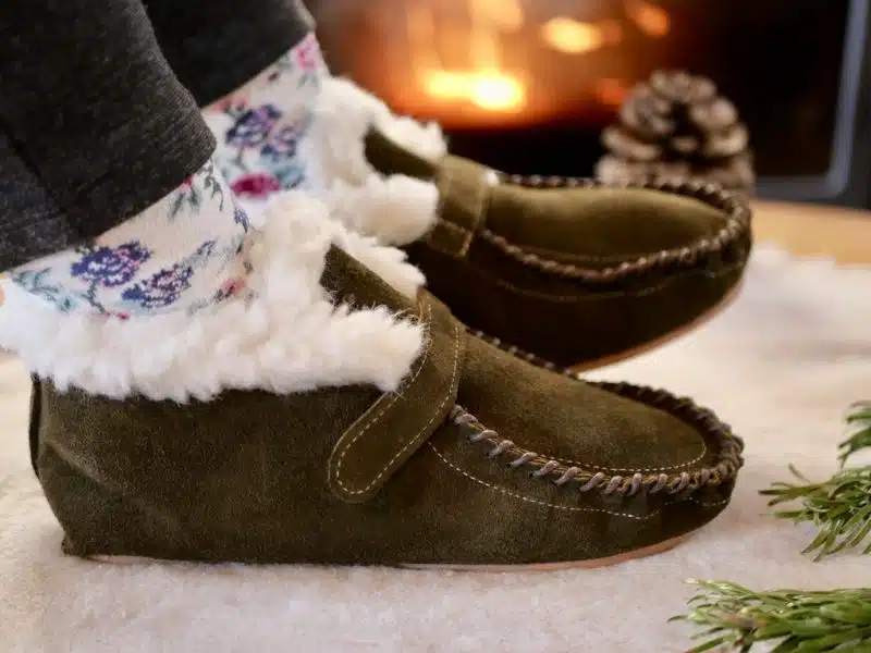 PANTOUFLES MOCASSIN ADULTES MIXTES EN CUIR FOURRÉES 100 % LAINE DE MOUTON – ARTISAN – Image 9