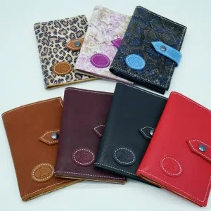 PORTEFEUILLE MIXTE EN CUIR VACHETTE – ARTISAN