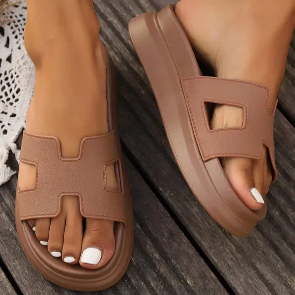 Pantoufles d'été à découpes élégantes – Image 9