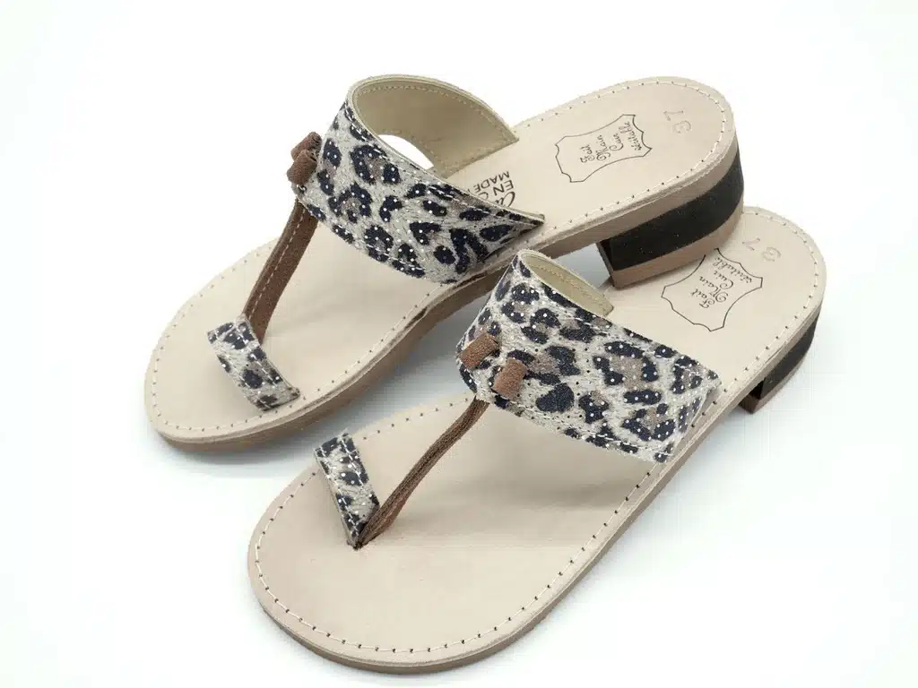 TONG CUIR ARTISANALE FEMME ENTRE-DOIGTS VEZENOBRES – MADE IN FRANCE – Image 7